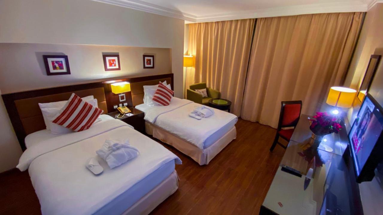 Oryx Hotel Akabe Dış mekan fotoğraf A room at the hotel